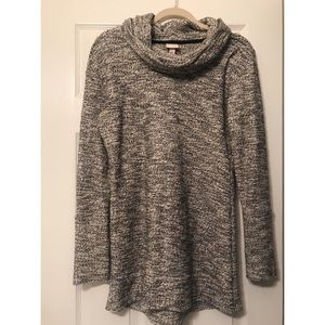 Charcoal Grey Turleneck Sweater